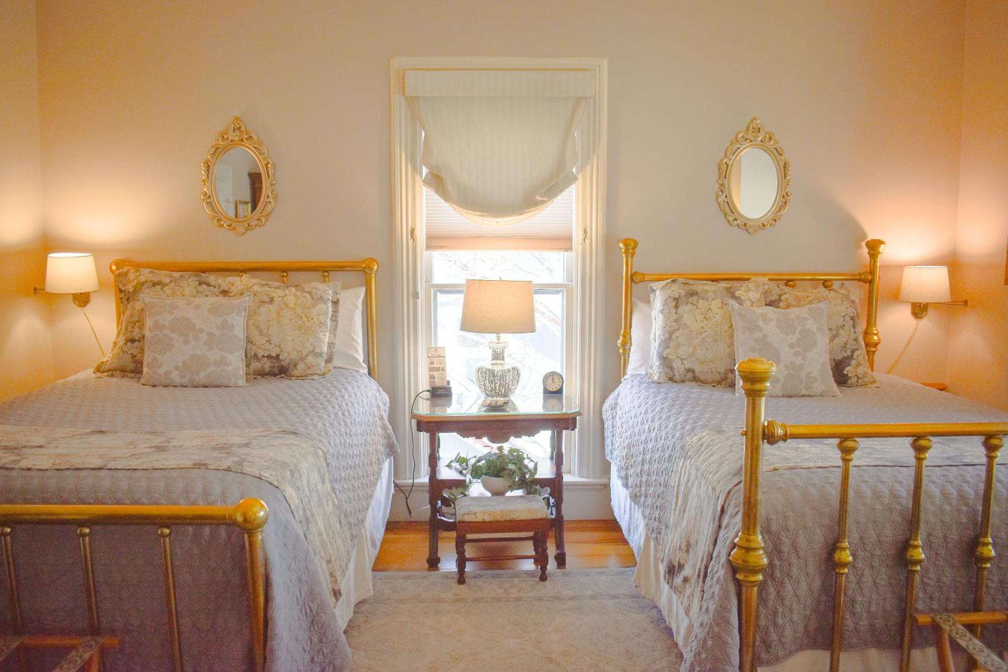 Mccall House Boutique Hotel Ashland Esterno foto